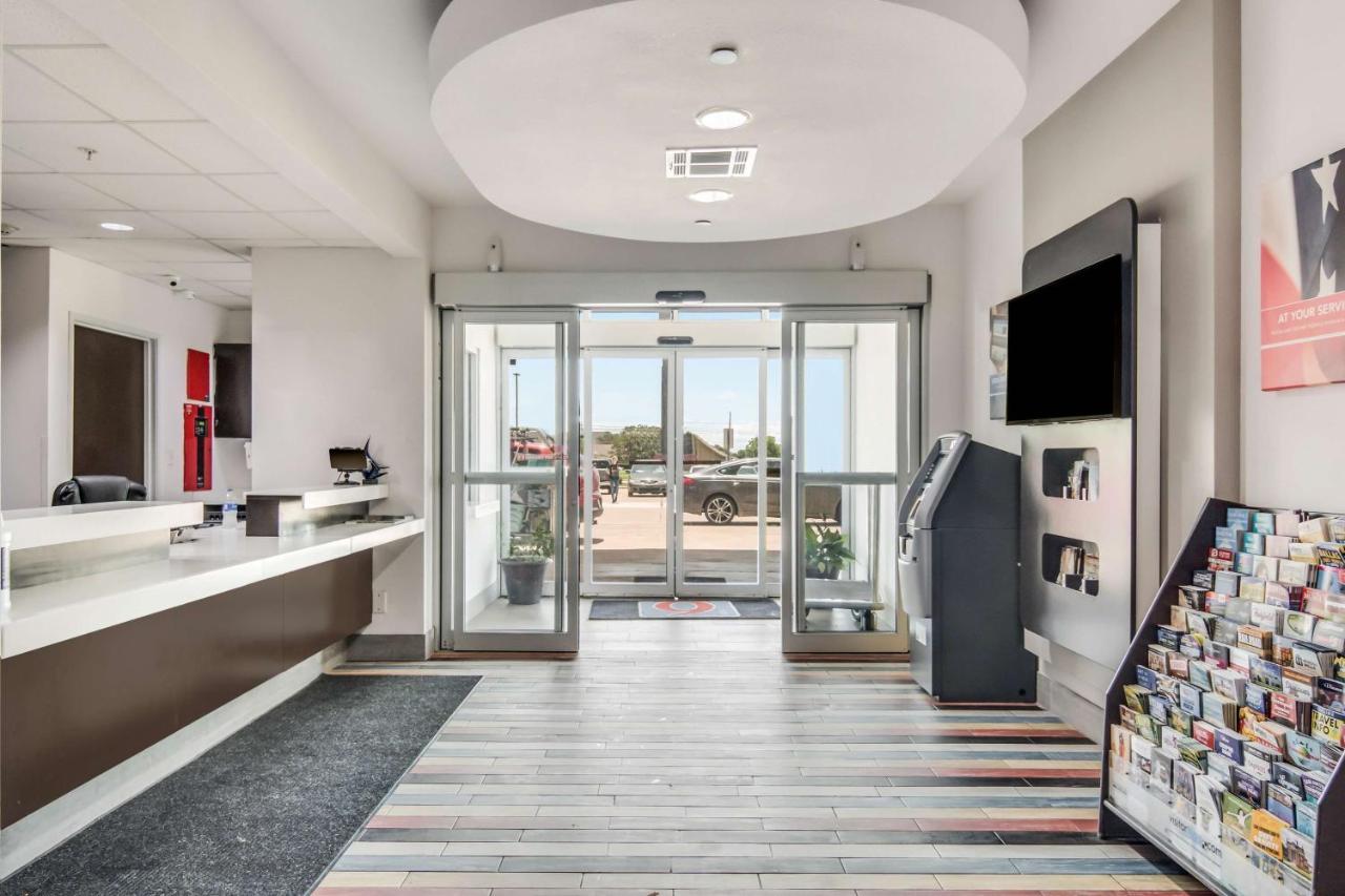 6-cleburne, Tx Hotel 2*