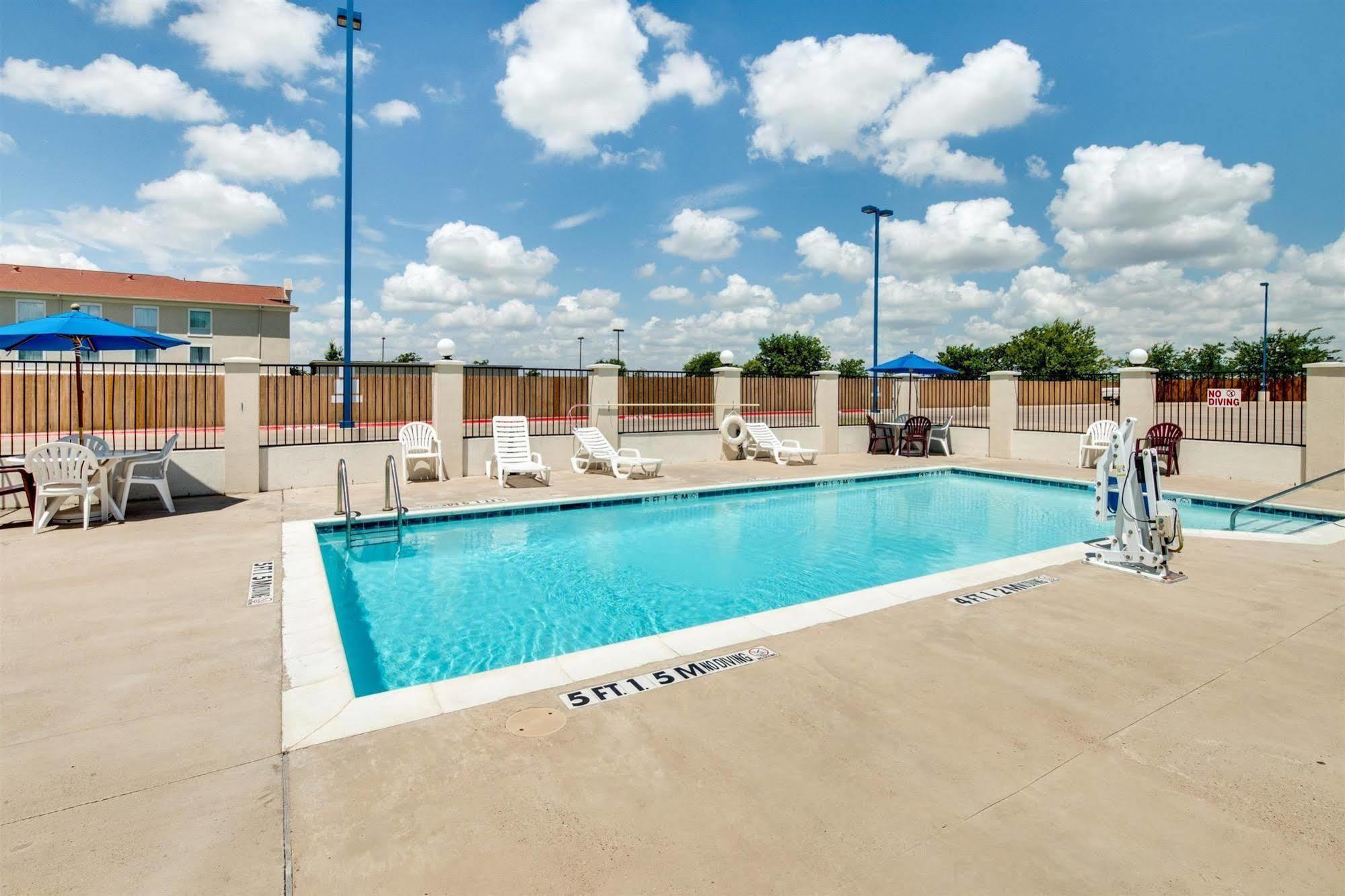 6-cleburne, Tx